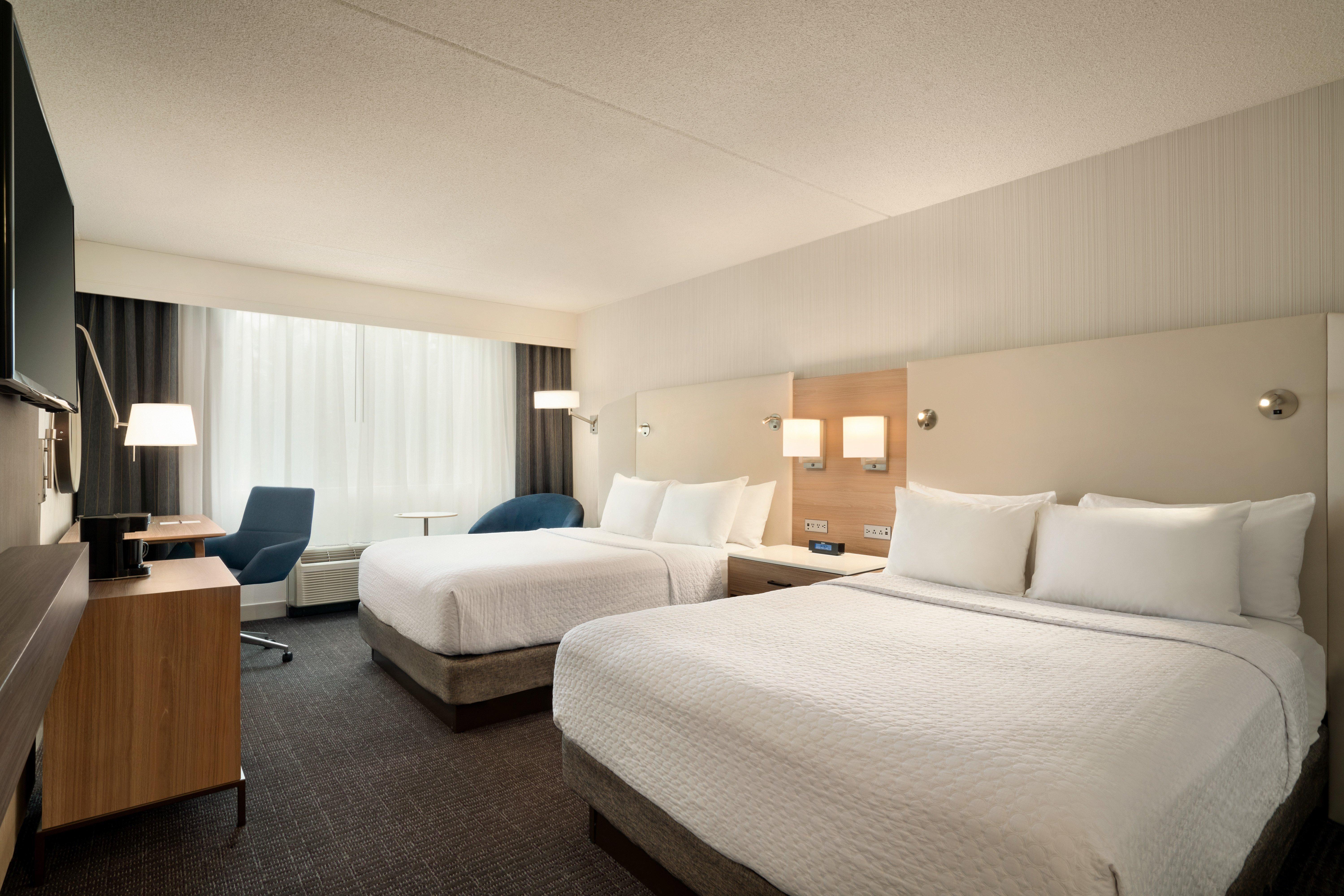 Crowne Plaza Philadelphia King Of Prussia Hotel Exterior photo